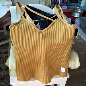 Vuori Rib Crop Tank